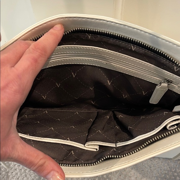 Vince Camuto - White Clutch/Shoulder Bag - Picture 5 of 7